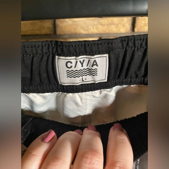 Cats with sun glasses shorts - Picture 4 of 5